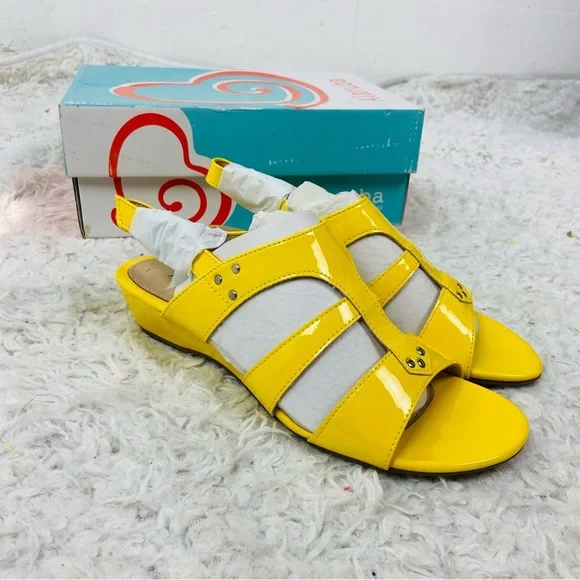 NIB Alaruba Yellow Patent Leather sling back Sandals size 7 - Picture 5 of 13